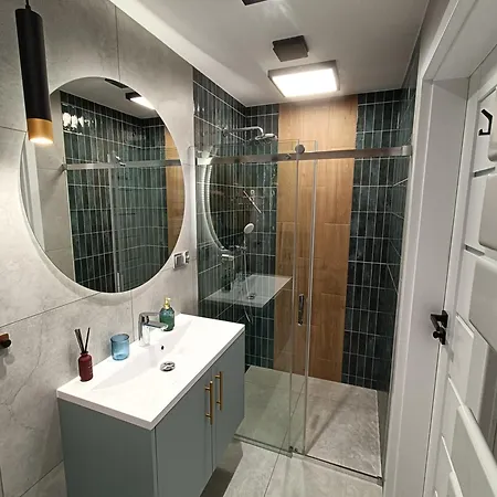 Niebieski - W Sercu Gor Sudeckich Iii Wałbrzych