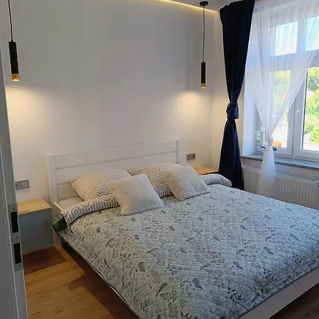 Niebieski - W Sercu Gor Sudeckich Iii * Wałbrzych